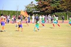 「能美市小学校サッカー大会」を共催(2014年10月)